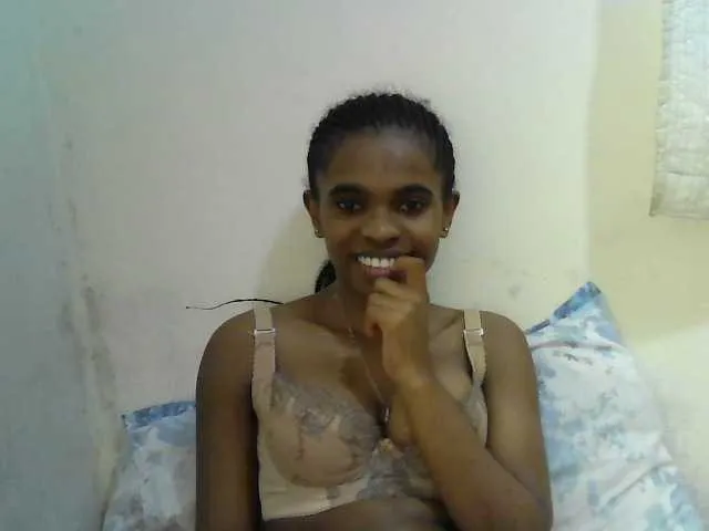 Live sex webcam photo for princessAria #291527628