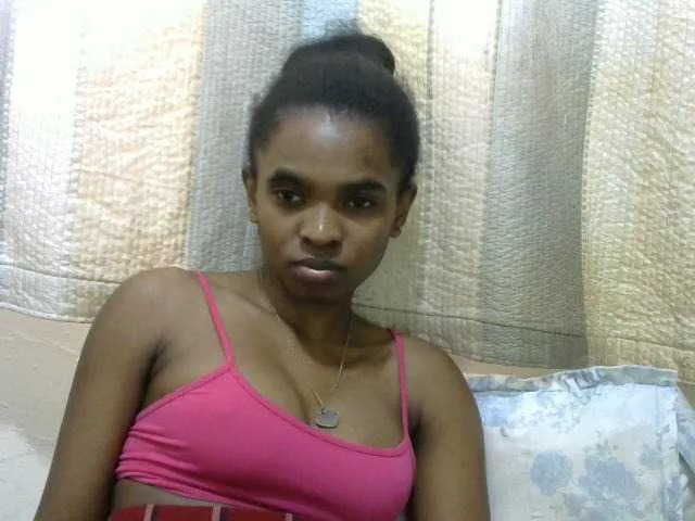 Live sex webcam photo for princessAria #291669371