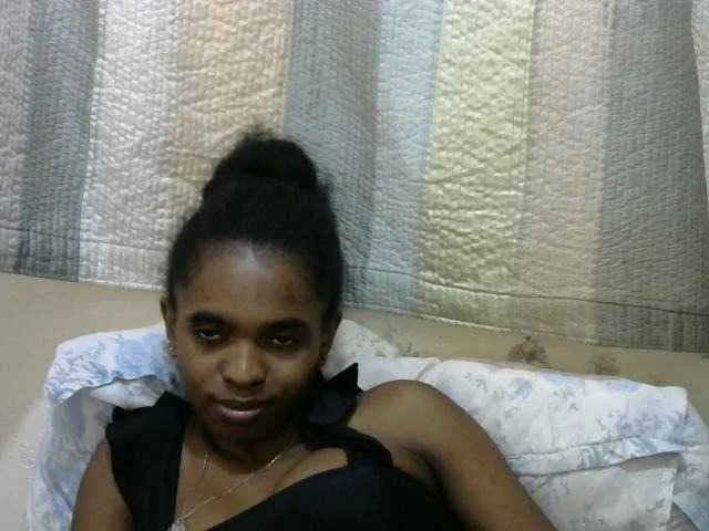 Live sex webcam photo for princessAria #291686476