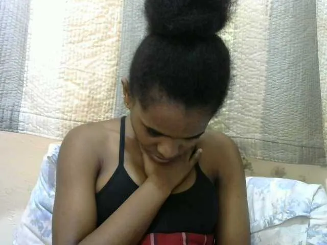 Live sex webcam photo for princessAria #291700260