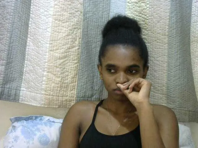 Live sex webcam photo for princessAria #291785107