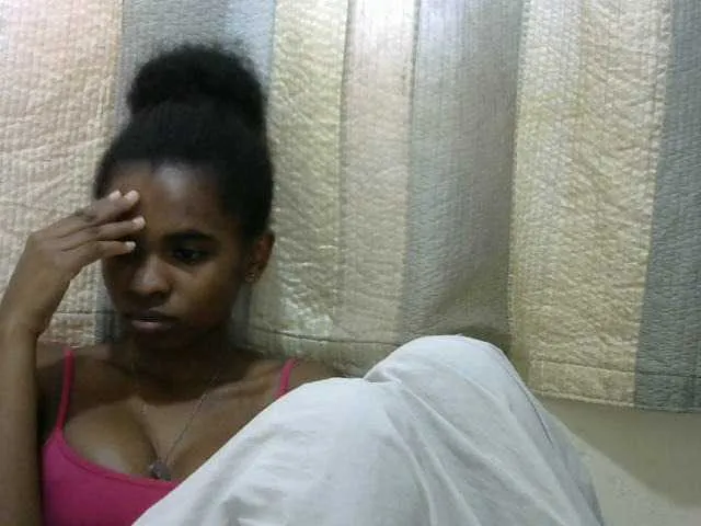 Live sex webcam photo for princessAria #291797343