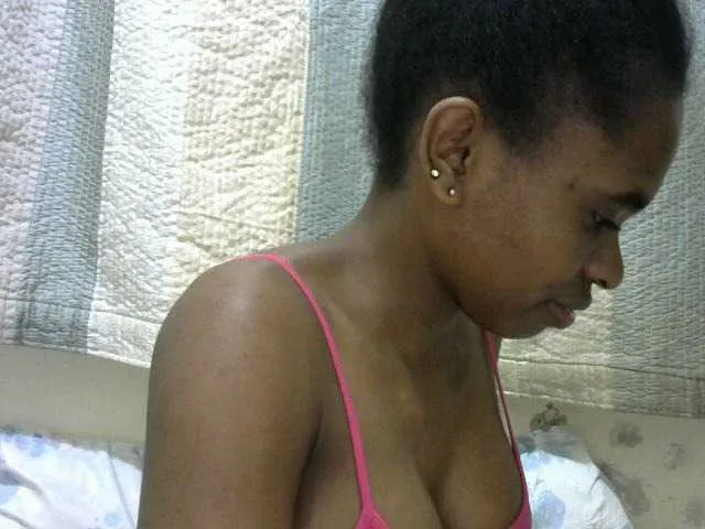 Live sex webcam photo for princessAria #291934689
