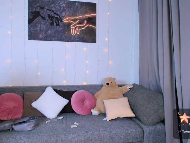 Live sex webcam photo for princesssas #276946310