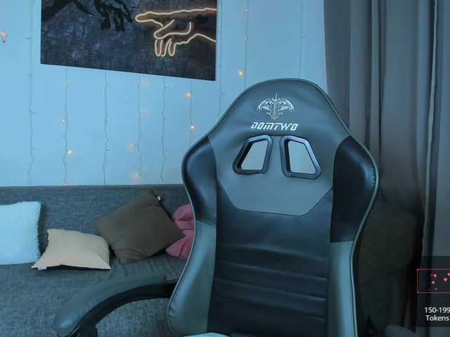 Live sex webcam photo for princesssas #277015782