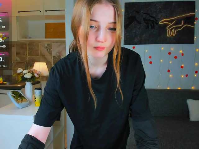 Live sex webcam photo for princesssas #277619039