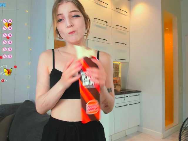 Live sex webcam photo for princesssas #278036787