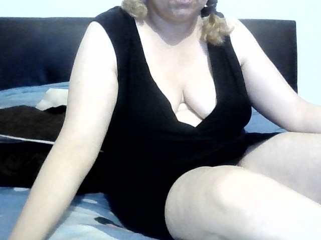 Live sex webcam photo for princessxxxsweet #290838562