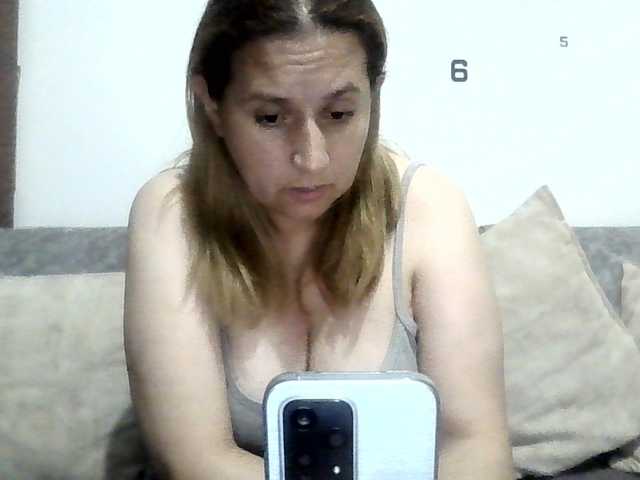 Live sex webcam photo for princessxxxsweet #291917780