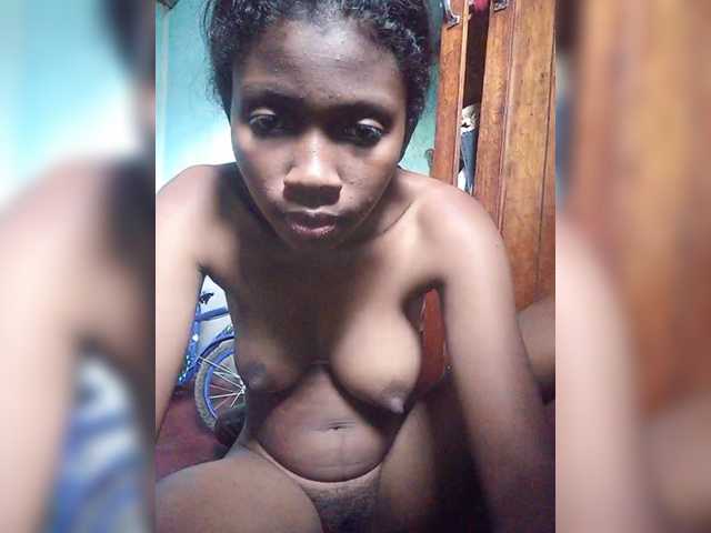 Live sex webcam photo for princillah1 #291057713