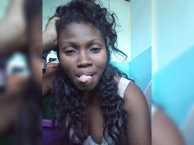 Live sex webcam photo for princillah1 #291069709