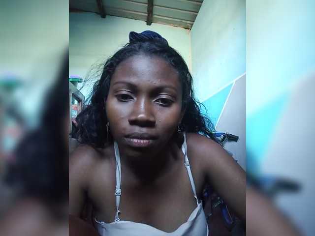 Live sex webcam photo for princillah1 #291205844