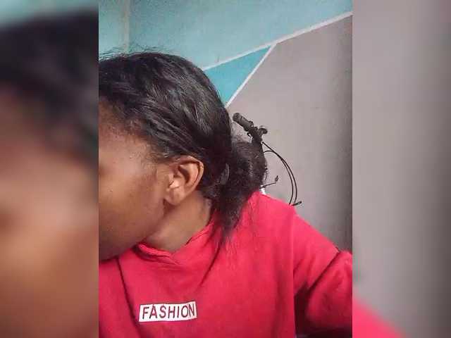 Live sex webcam photo for princillah1 #291480076