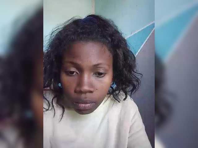 Live sex webcam photo for princillah1 #291594778