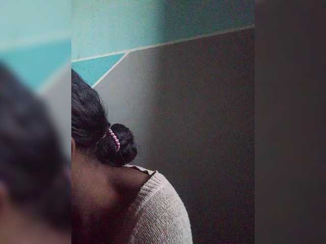 Live sex webcam photo for princillah1 #291844938