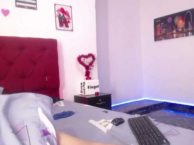 Live sex webcam photo for priscilla-jey #275502437