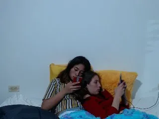 Live sex webcam photo for puccaandGaru #197154659