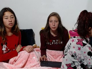 Live sex webcam photo for puccaandGaru #197709969