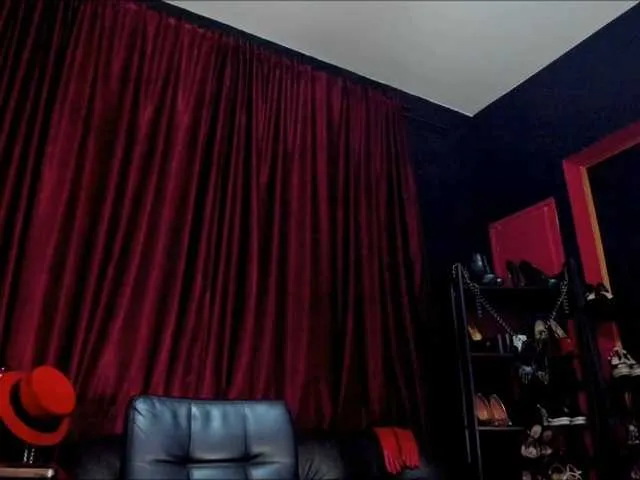 Live sex webcam photo for puffyllove #290277312