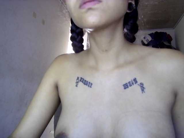 Live sex webcam photo for punishmentandpleasure #275583152