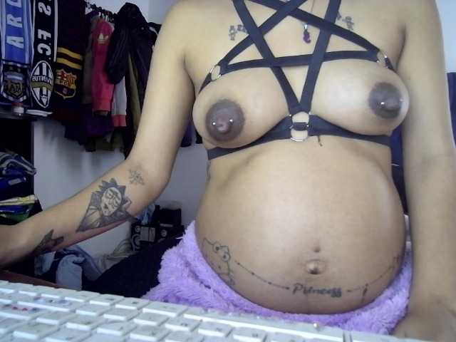 Live sex webcam photo for punishmentandpleasure #276277883