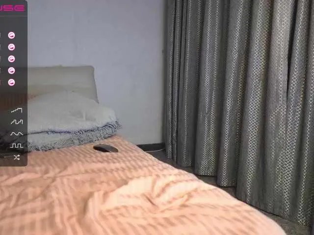 Live sex webcam photo for pupsik-24 #275693825