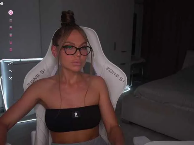 Live sex webcam photo for pupsik-24 #292029317