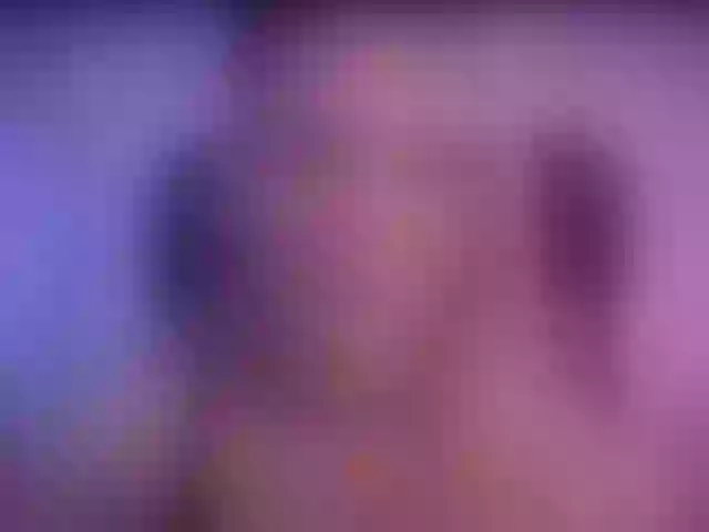 Live sex webcam photo for purple-love #292092931