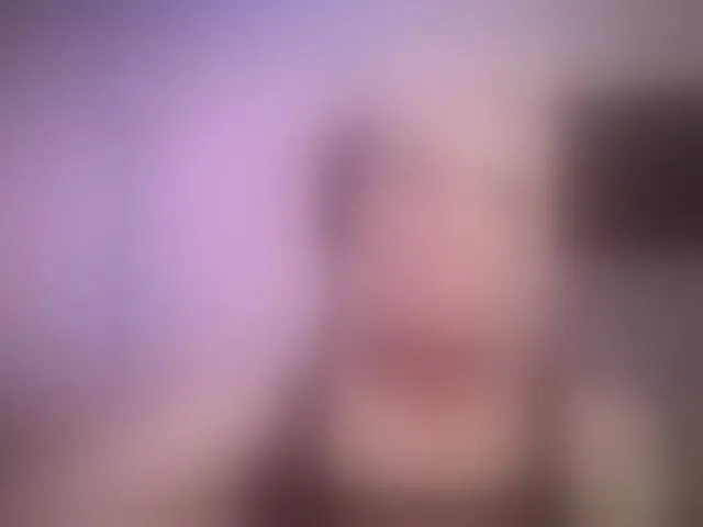Live sex webcam photo for purple-love #293527118