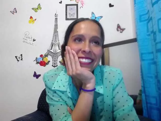 Live sex webcam photo for purplebutter #273112595