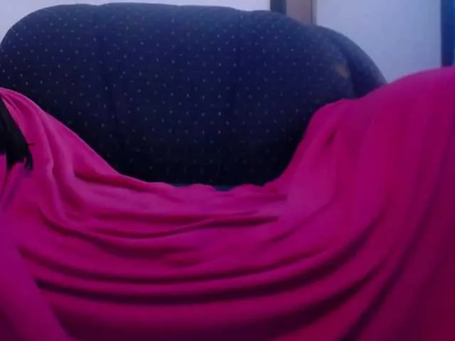 Live sex webcam photo for purplebutter #273285857