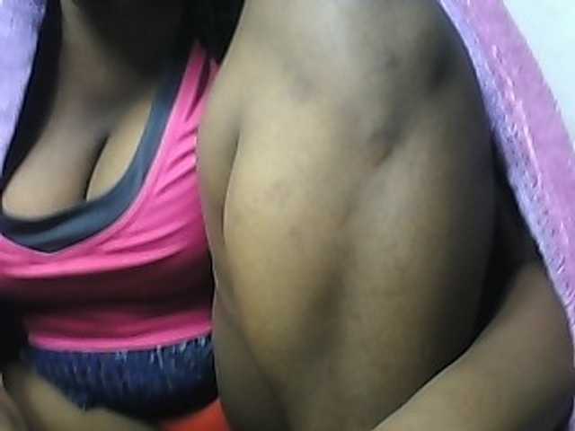 Live sex webcam photo for pussyblacky #275922089