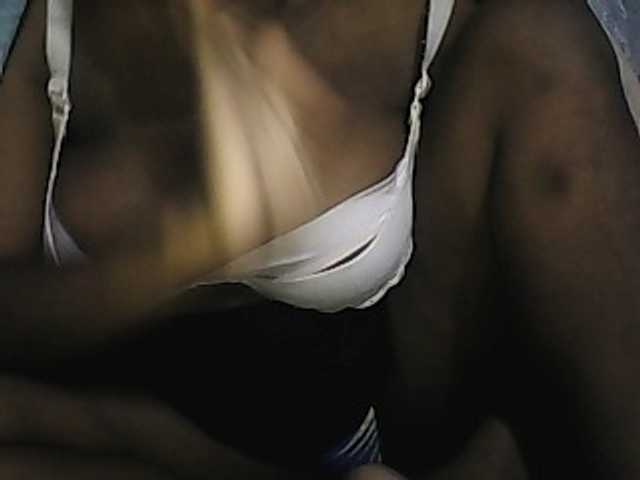 Live sex webcam photo for pussyblacky #277815906