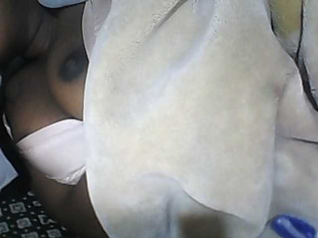 Live sex webcam photo for pussyblacky #278212376