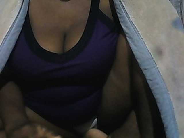 Live sex webcam photo for pussyblacky #278235558