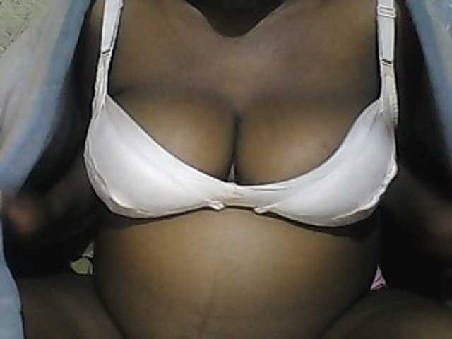 Live sex webcam photo for pussyblacky #290027092