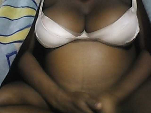 Live sex webcam photo for pussyblacky #290032074