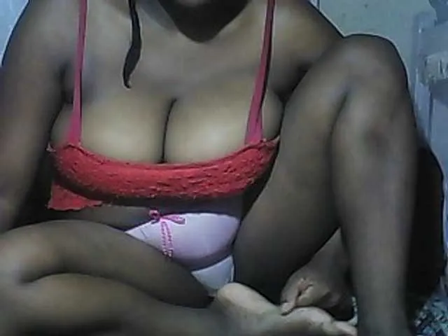 Live sex webcam photo for pussyblacky #290782819