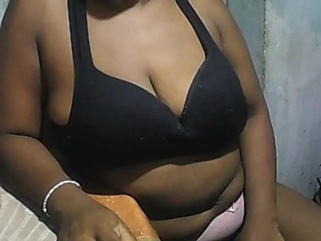 Live sex webcam photo for pussyblacky #292485798