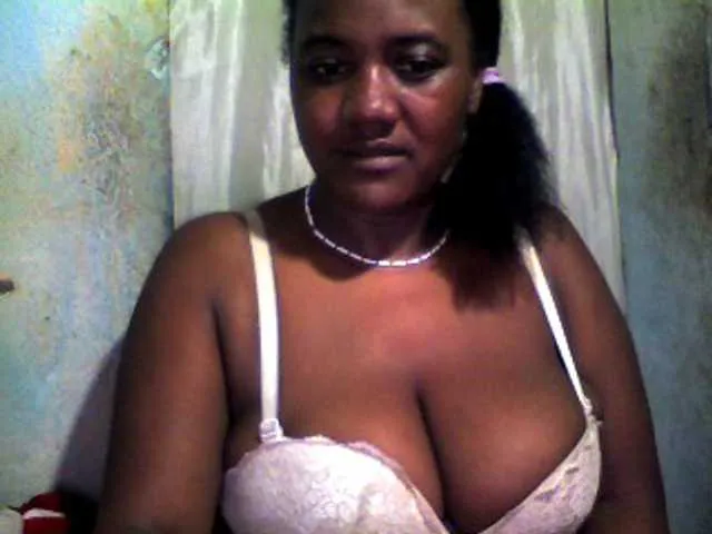 Live sex webcam photo for pussyblacky #293546819