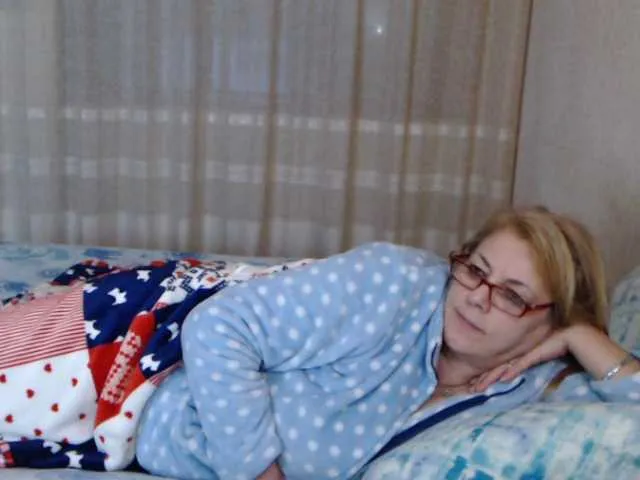 Live sex webcam photo for pussyboom11 #271758246