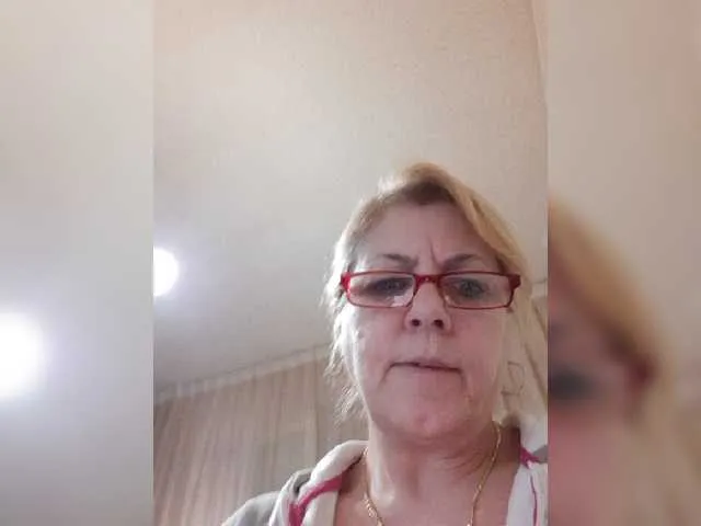 Live sex webcam photo for pussyboom11 #271852457