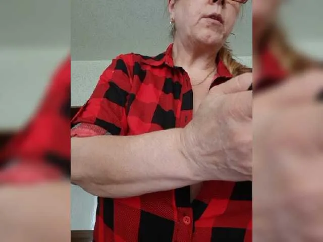Live sex webcam photo for pussyboom11 #275669899
