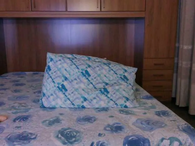 Live sex webcam photo for pussyboom11 #275671539