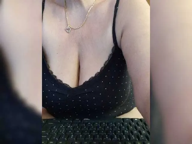 Live sex webcam photo for pussyboom11 #275974744