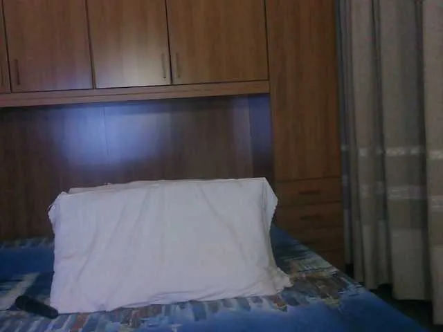 Live sex webcam photo for pussyboom11 #275979261