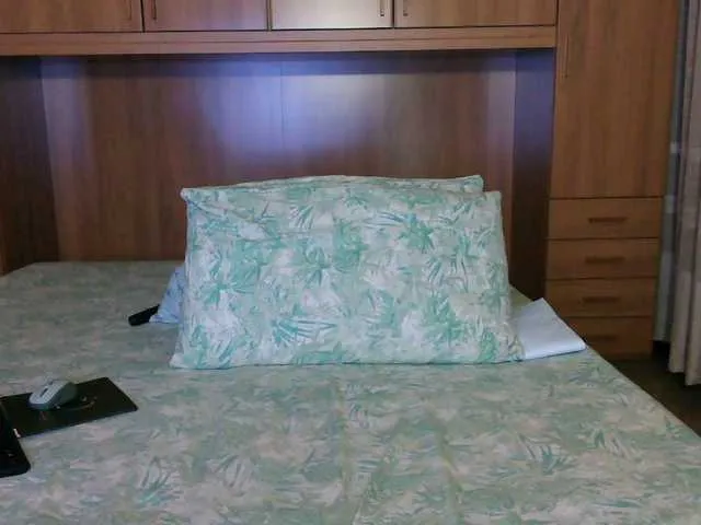 Live sex webcam photo for pussyboom11 #276089734