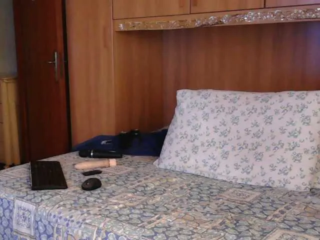 Live sex webcam photo for pussyboom11 #277029479