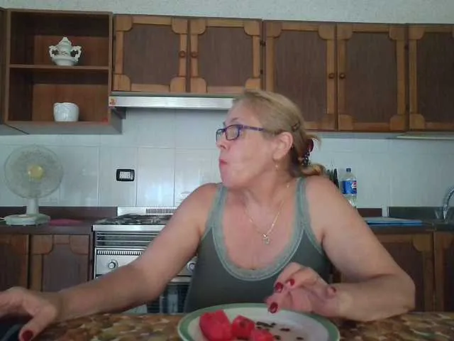 Live sex webcam photo for pussyboom11 #291765933