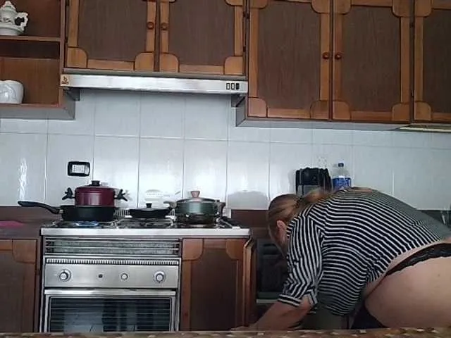 Live sex webcam photo for pussyboom11 #292247789